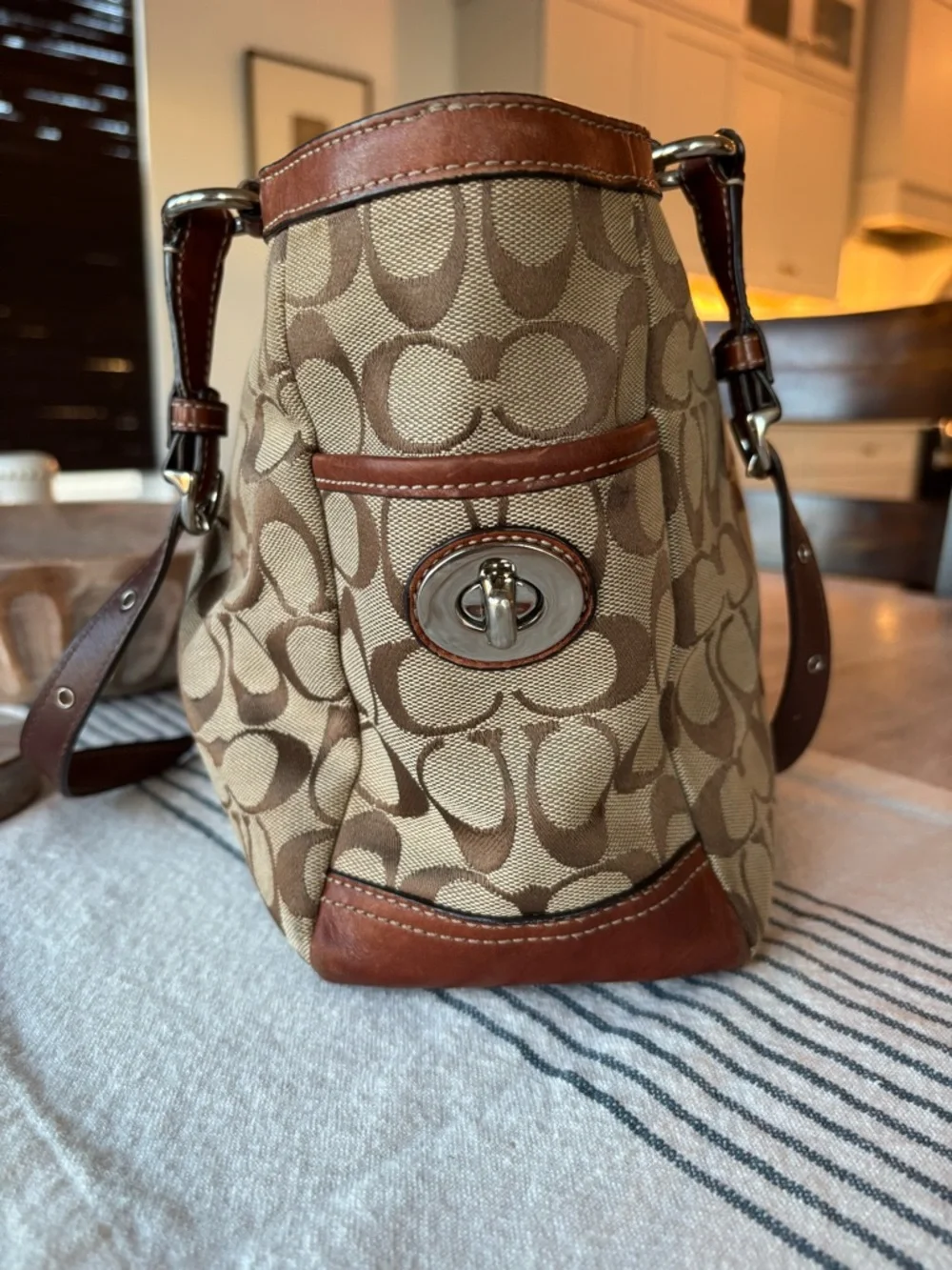 🍃🦋 Coach Heritage Brown Signature Canvas Tote with Leather Trim 12729 - Picture 7 of 16